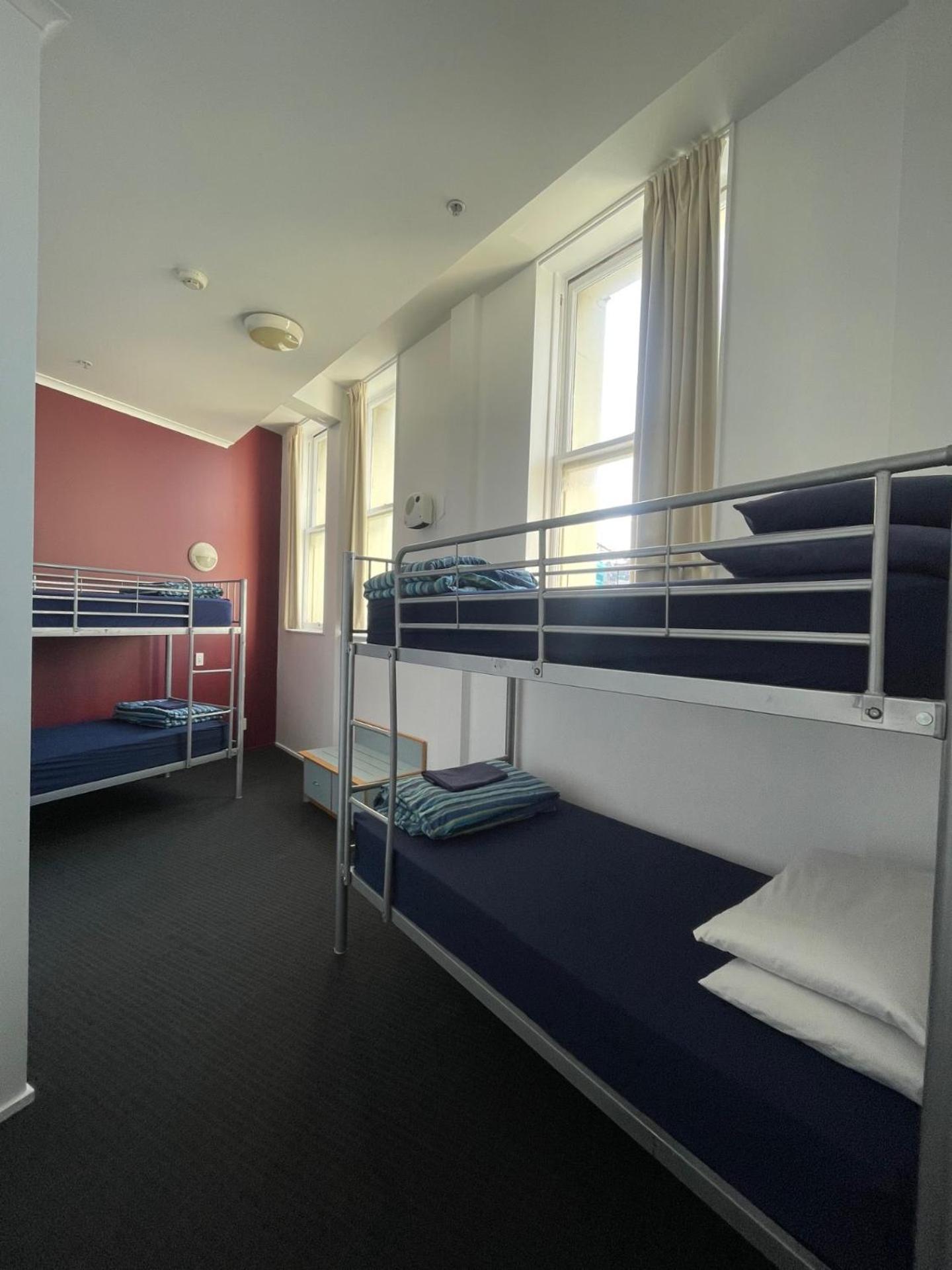Hostel Nomads Capital Backpackers - Wellington (Adults Only) Zewnętrze zdjęcie